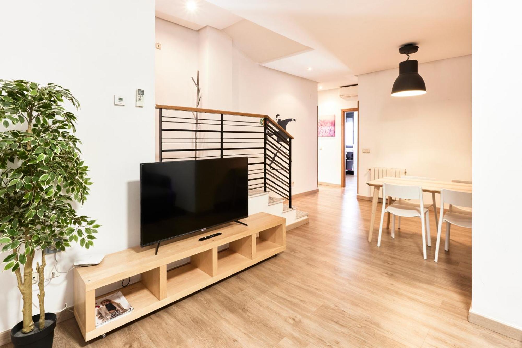 Alojamiento Santa Rosa Madrid Bagian luar foto