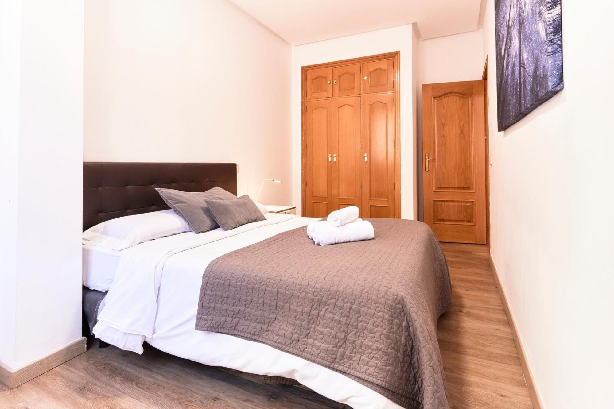 Alojamiento Santa Rosa Madrid Bagian luar foto